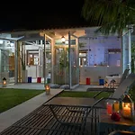 Splantzia - Heated Pool - Garden