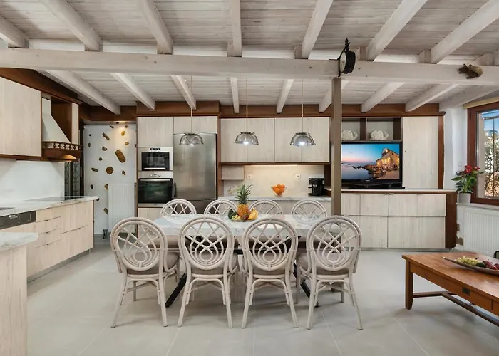 Splantzia - Heated Pool - Garden Villa *