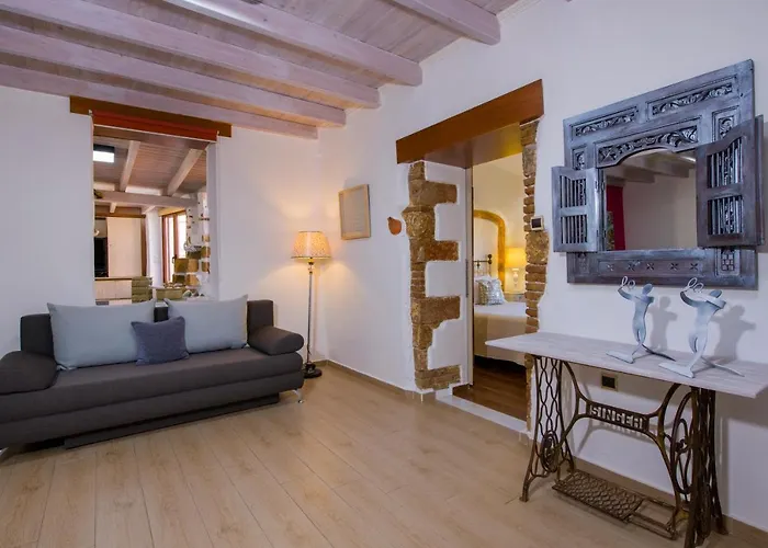 Splantzia - Heated Pool - Garden Villa *