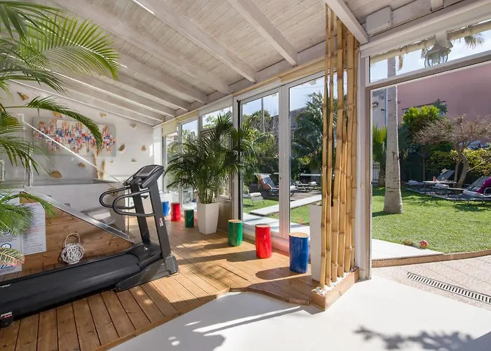 Splantzia - Heated Pool - Garden