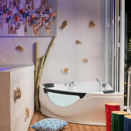 Splantzia - Heated Pool - Garden فيلة خانيا