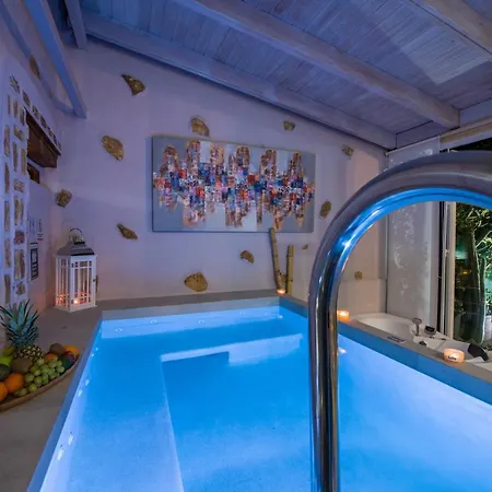 Splantzia - Heated Pool - Garden فيلة